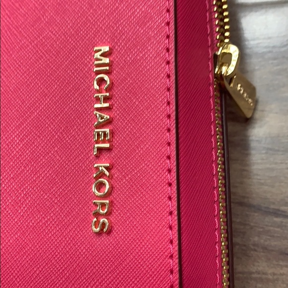 MICHAEL KORS LG EW CROSSBODY Bag Electric Pink - Picture 11 of 16